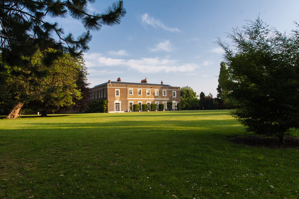 Fulham Palace and Gardens, Bishops Park, London (2023) - CK Travels