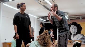 Text in motion workshop led by dance artist Jannick Moth.