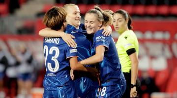  Aggie Beever-Jones (right) celebrates scoring Chelsea's first goal
