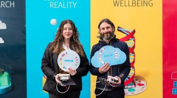 Dr Kayla Schulte, Imperial College London (left) and Andrew Grieve, AWAIR project lead