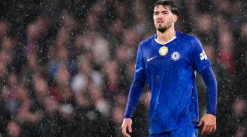 Marc Guiu in the rain