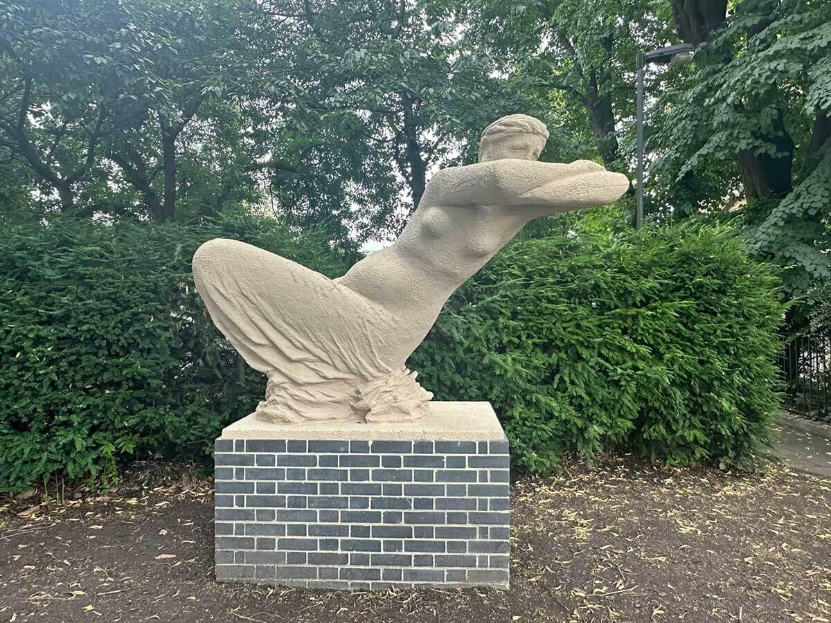 The Leaning Woman restored