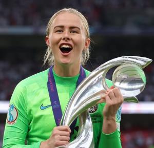 Hannah Hampton was put of England's Euro 2022 winning squad.