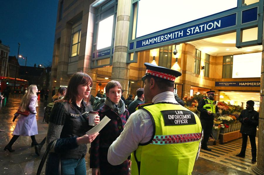 Officers from H&F’s Law Enforcement Team speaking to residents about H&F’s Safety of Women at Night survey in 2022