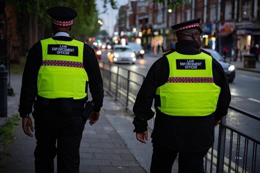 H&F Law Enforcement Officers on patrol on Uxbridge Road, Shepherds Bush