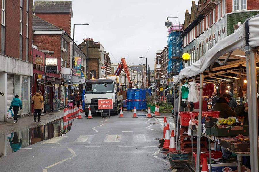 Thames Water roadworks on North End Road