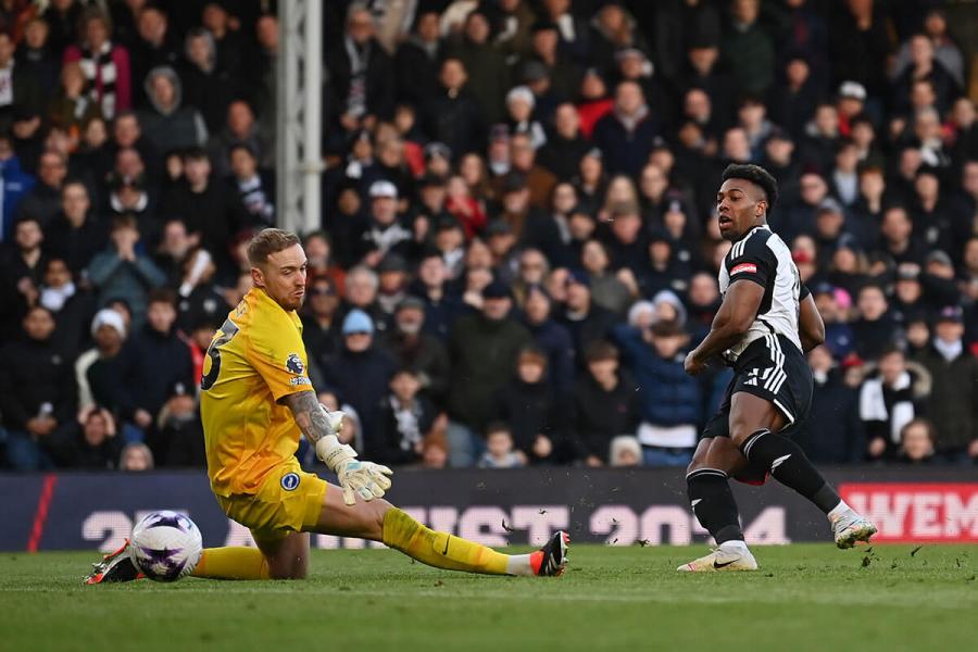  Adama Traore of Fulham scores Fulham's third goal