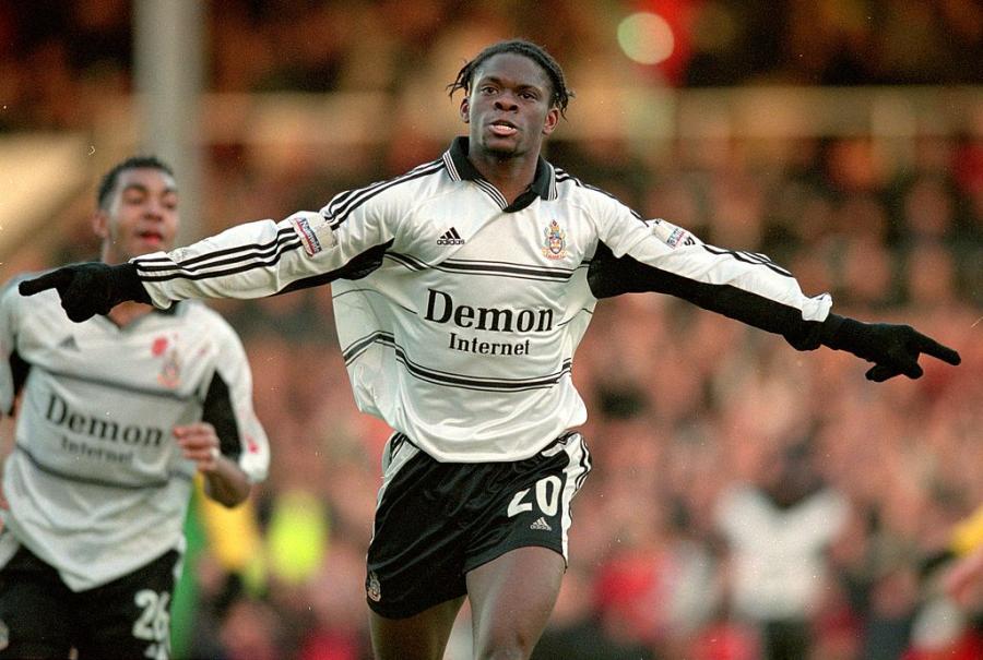 Louis Saha after scoring against Norwich City at Craven Cottage in 2001