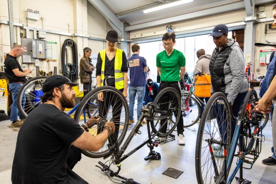 Bike maintenance course