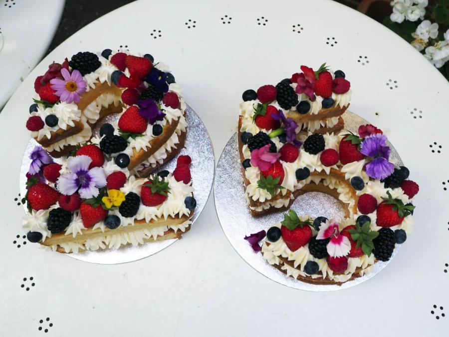 25th anniversary cake
