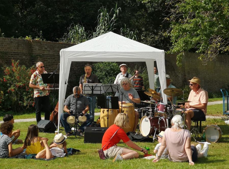Banda Bomba will be playing Jazz at Chillifest