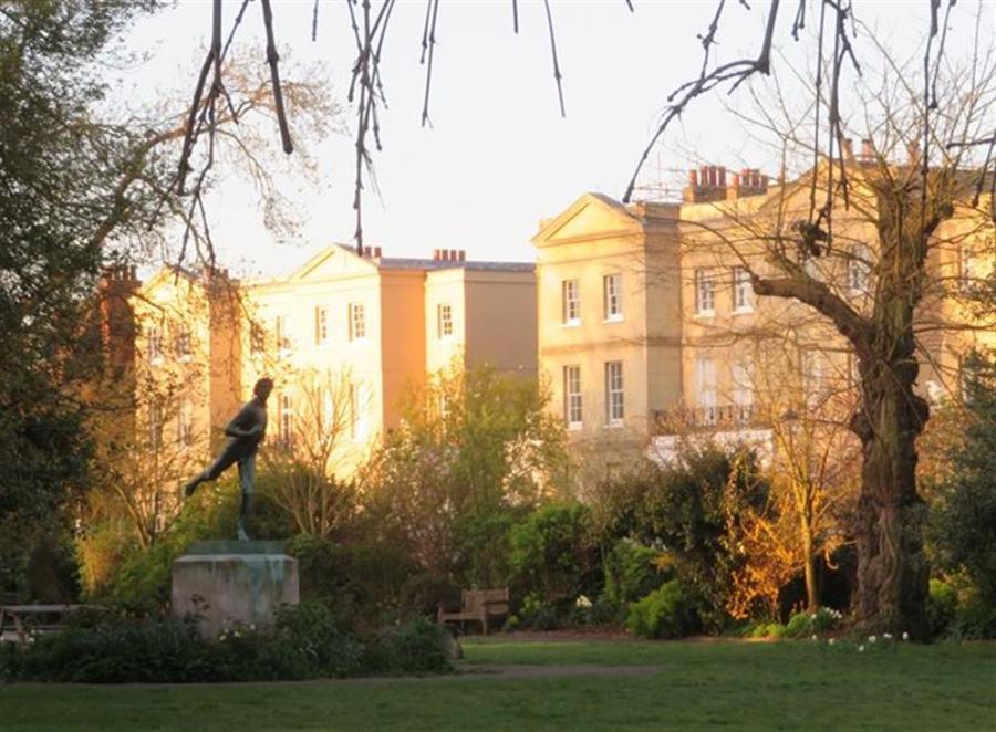 St Peter's Square Gardens, Hammersmith